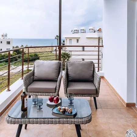 Mia Sirena Lighthouse 3min Walk To The Sea Appartement